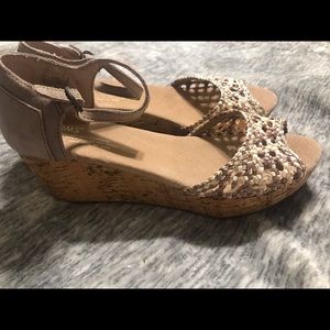 TOMS Platform Wedges